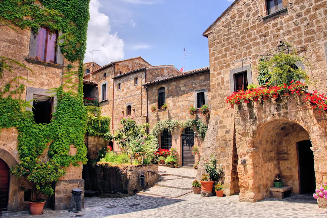 Malerisches Dorf in der Toskana in Italien