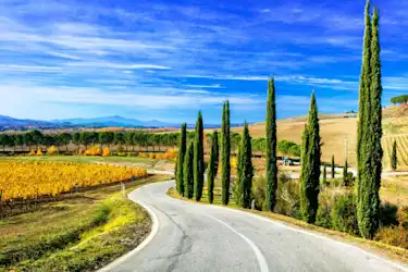 Route panoramique à travers la Toscane