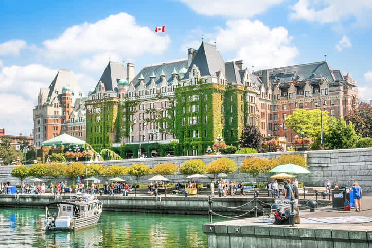 Visitez Victoria, cette ville canadienne à l'allure anglaise pendant votre voyage à Vancouver.
