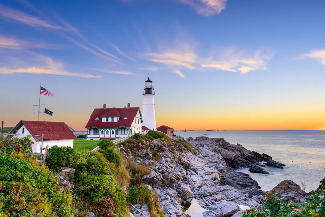 USA, Neuengland, Maine, Portland Head Lighthouse Portland Head Lighthouse bei Sonnenuntergang, Portland, Maine, USA.