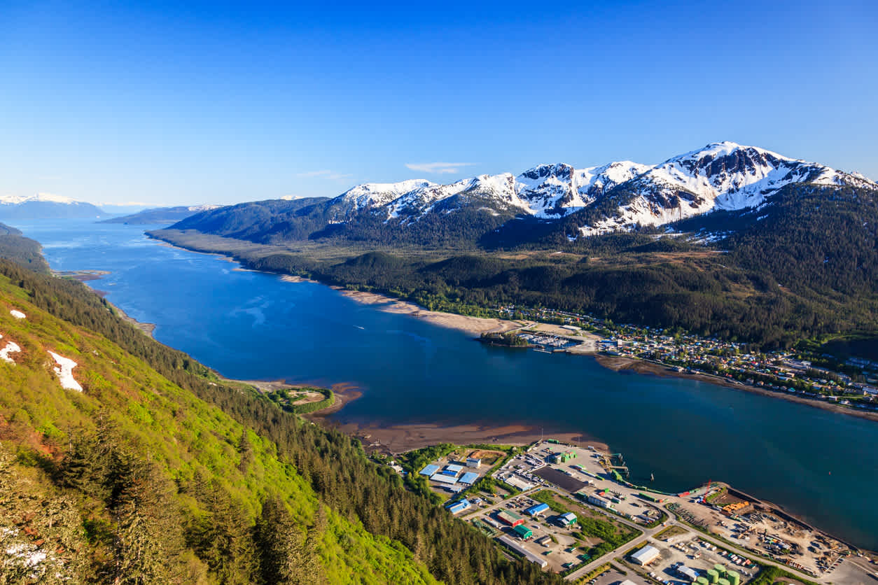 Visitez la ville de Juneau pendant votre voyage en Alaska.