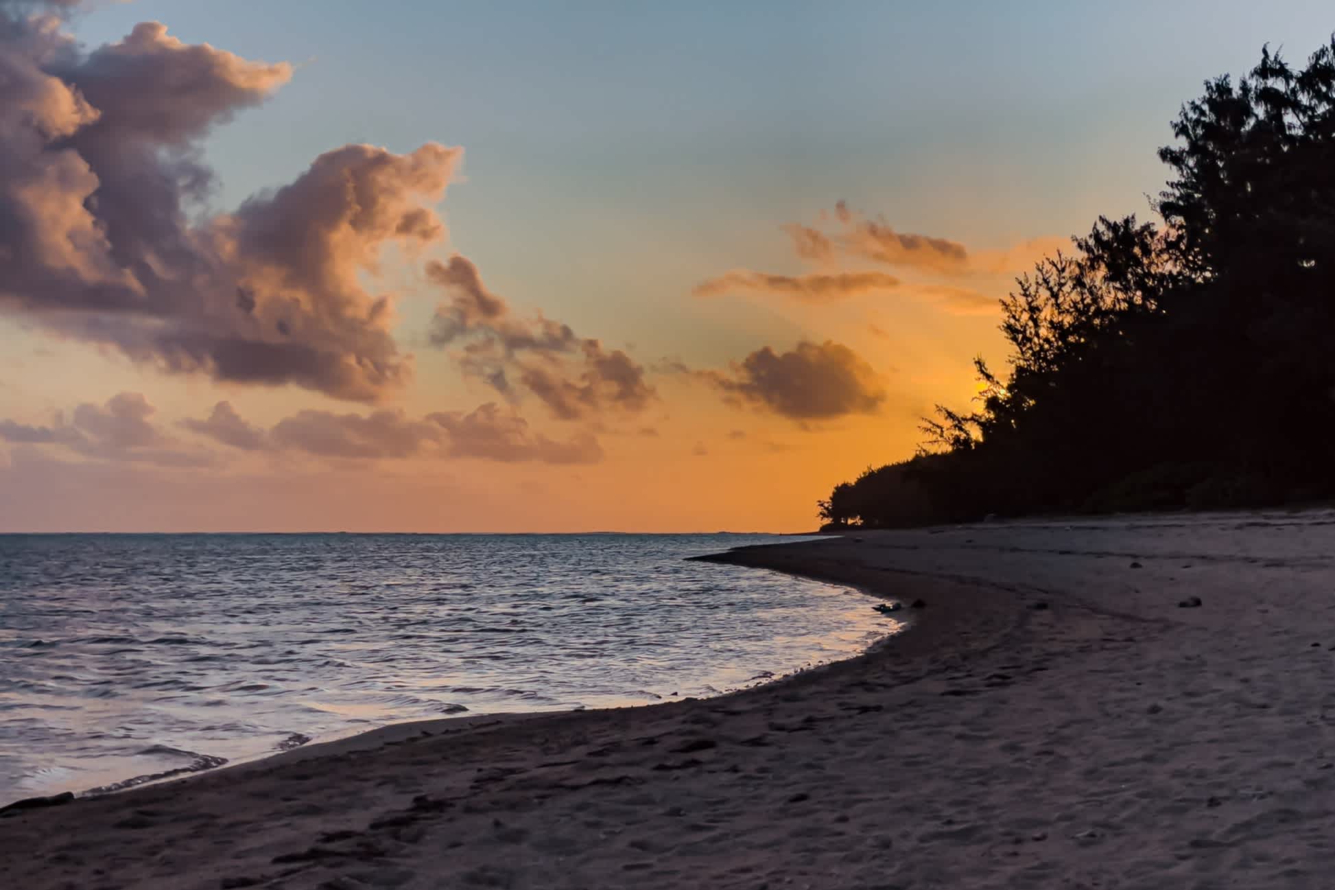 Plage de Riambel au coucher du soleil