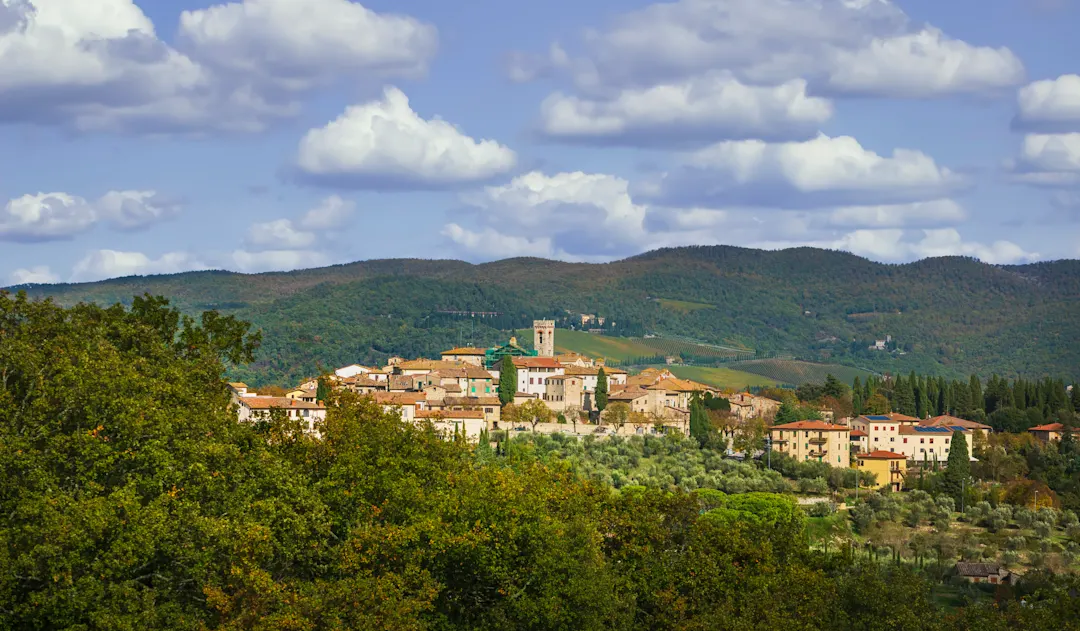 Italien, Toskana, Radda Der Panoramablick auf Radda in der Region Chianti, Toskana, Italien.