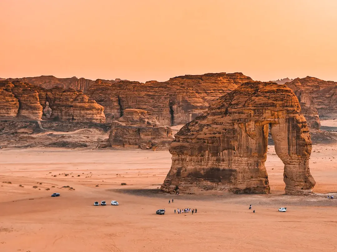 Der Elefantenfelsen in AlUla, eine faszinierende Sandsteinformation, AlUla, Al Madinah, Saudi-Arabien.
