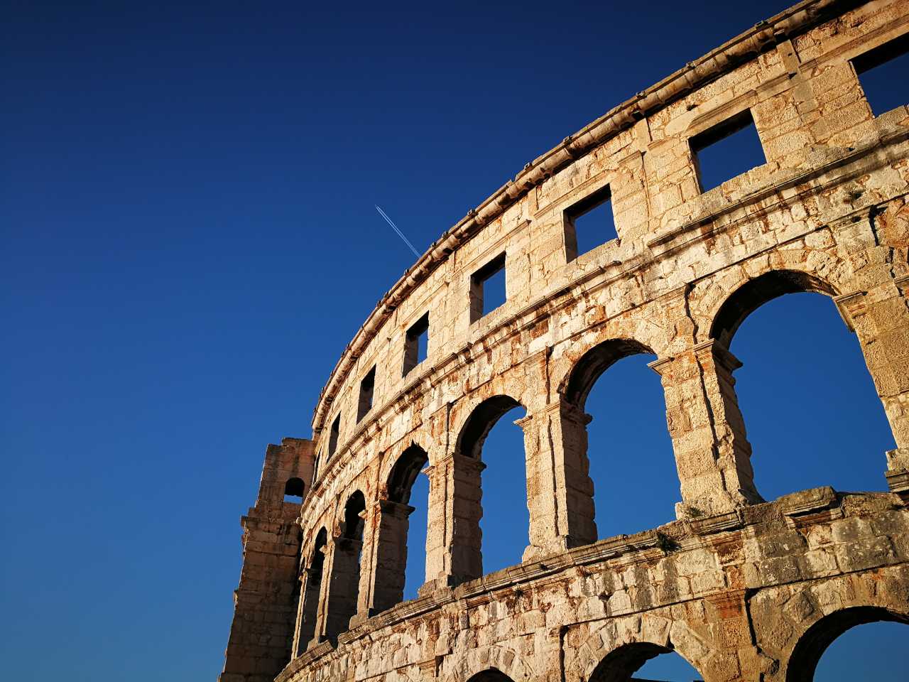 A special sight is the amphitheatre in Pula, which you should visit during your Croatia round trip.