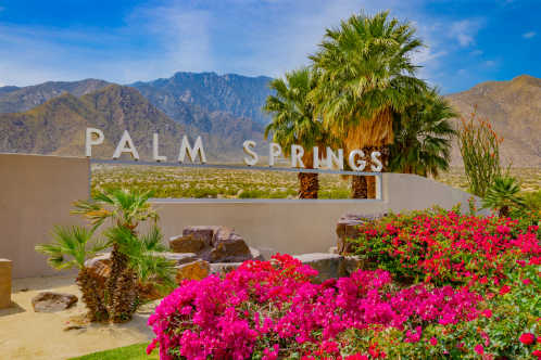 L'entrée de la ville de Palm Springs aux États-Unis
