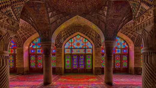 Visitez les plus belles mosquées du pays pendant votre voyage en Iran.