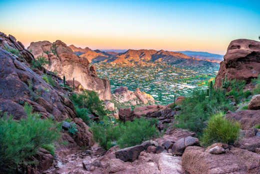 Maak een wandeling op Camelback Mountain tijdens uw rondreis door Phoenix.