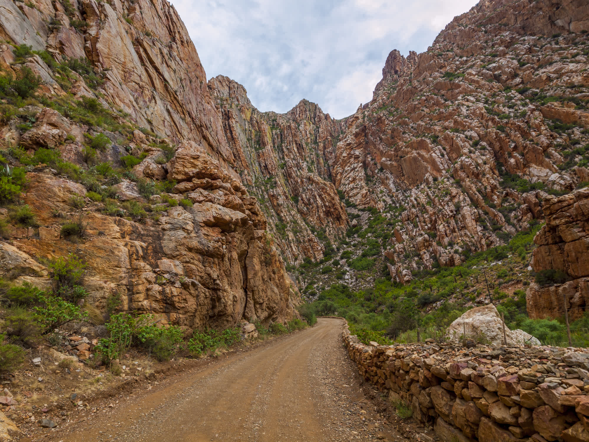 Rot Stone Hügel in Oudtshoorn, Südafrika