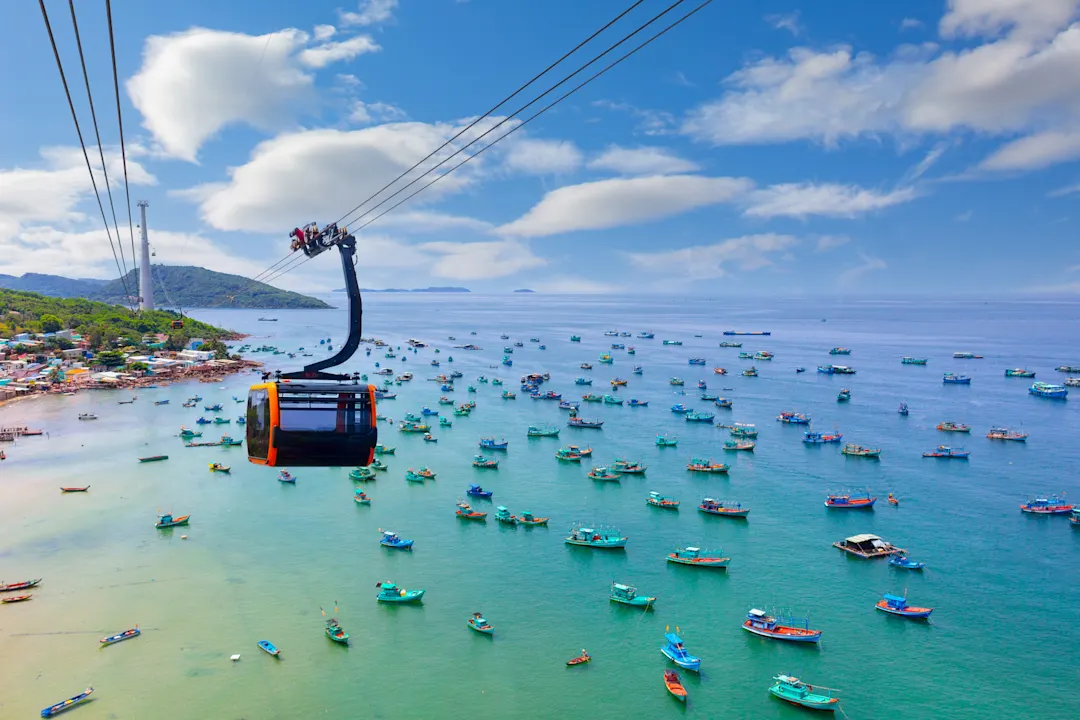 Vietnam, Phu Quoc Hängekabine an der Phu Quoc Seilbahn zur Insel Hon Thom, Vietnam.