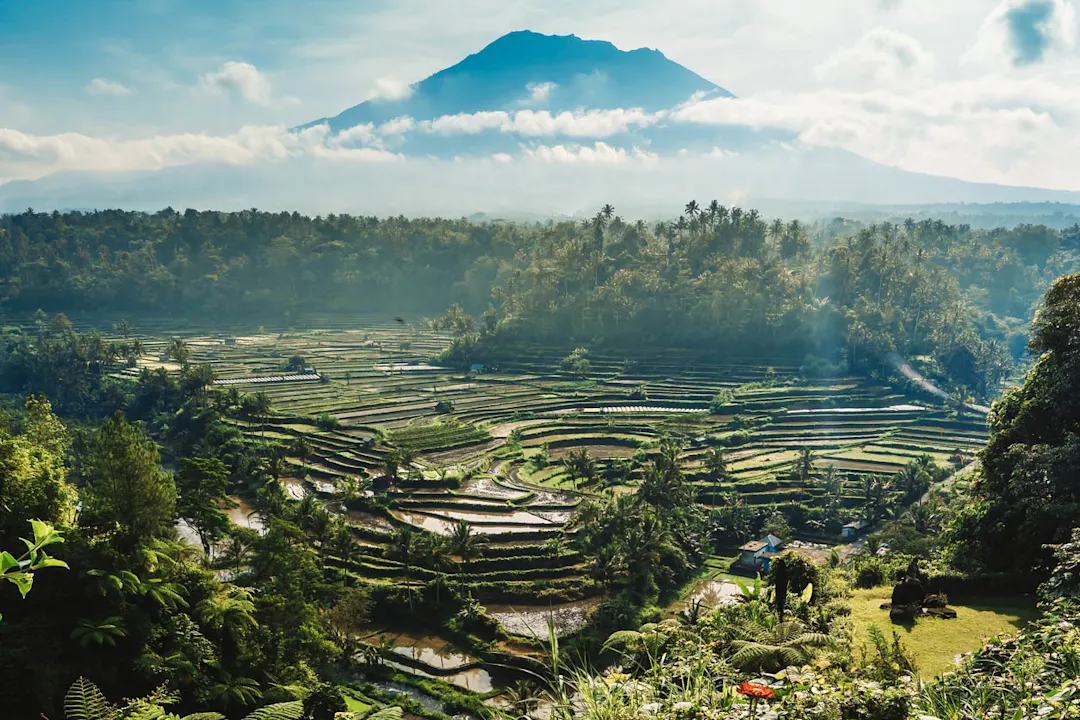 Der Vulkan Gunung Agung auf Bali, Indonesien