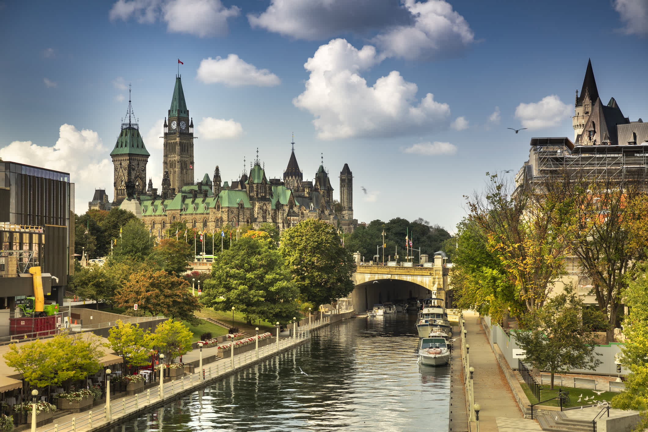 Canal dans le centre de Ottawa