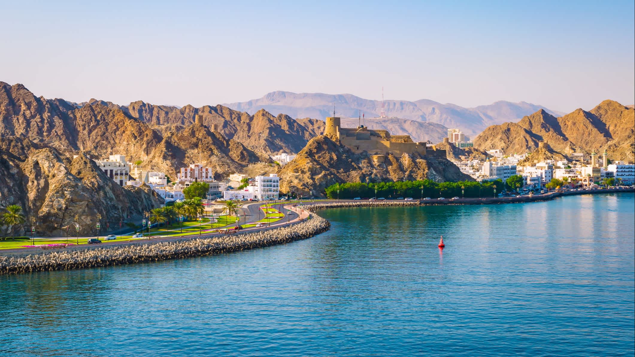 Blick auf den Hafen von Muscat, Oman.