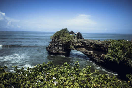 Vue sur le Pura Tanah Lot, à Denpasar, à Bali en Indonésie