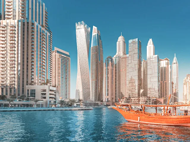 Abenteuerliche Dubai & Malediven Luxusreise