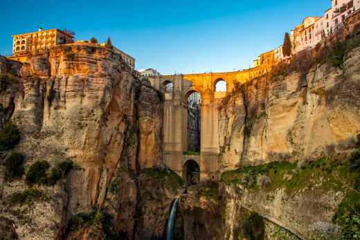 Entdecken Sie das schöne Dorf Ronda in Andalusien, Spanien