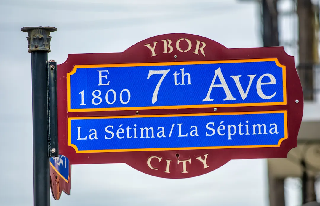 Ybor City, Tampa Bild eines Straßenschildes in Ybor City.