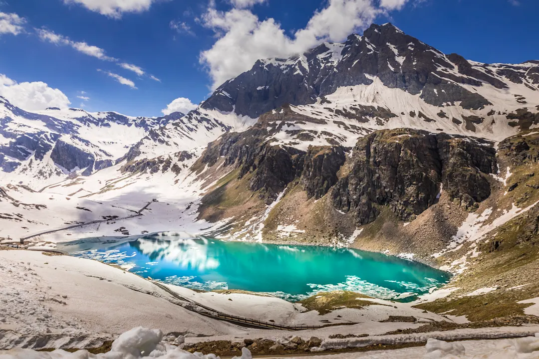 Italien, Piemont, Gran Paradiso Der Schneelandschaft von Gran Paradiso Nationalpark, Piemont, Italien
