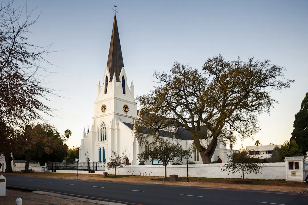 Kirche Moederkerk Stellenbosch Wahrzeichen der Stadt Stellenbosch in Südafrika - ein Muss bei Ihrer Stellenbosch Reise