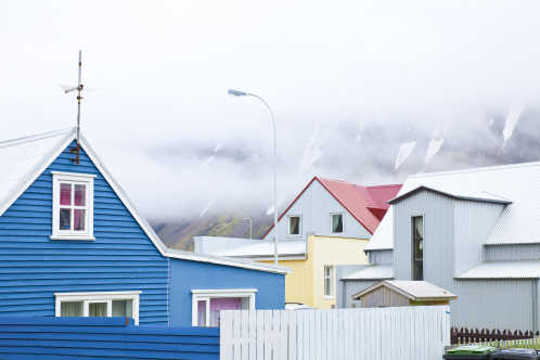 Stadtzentrum von Ísafjörður in den Westfjorden, Island.
