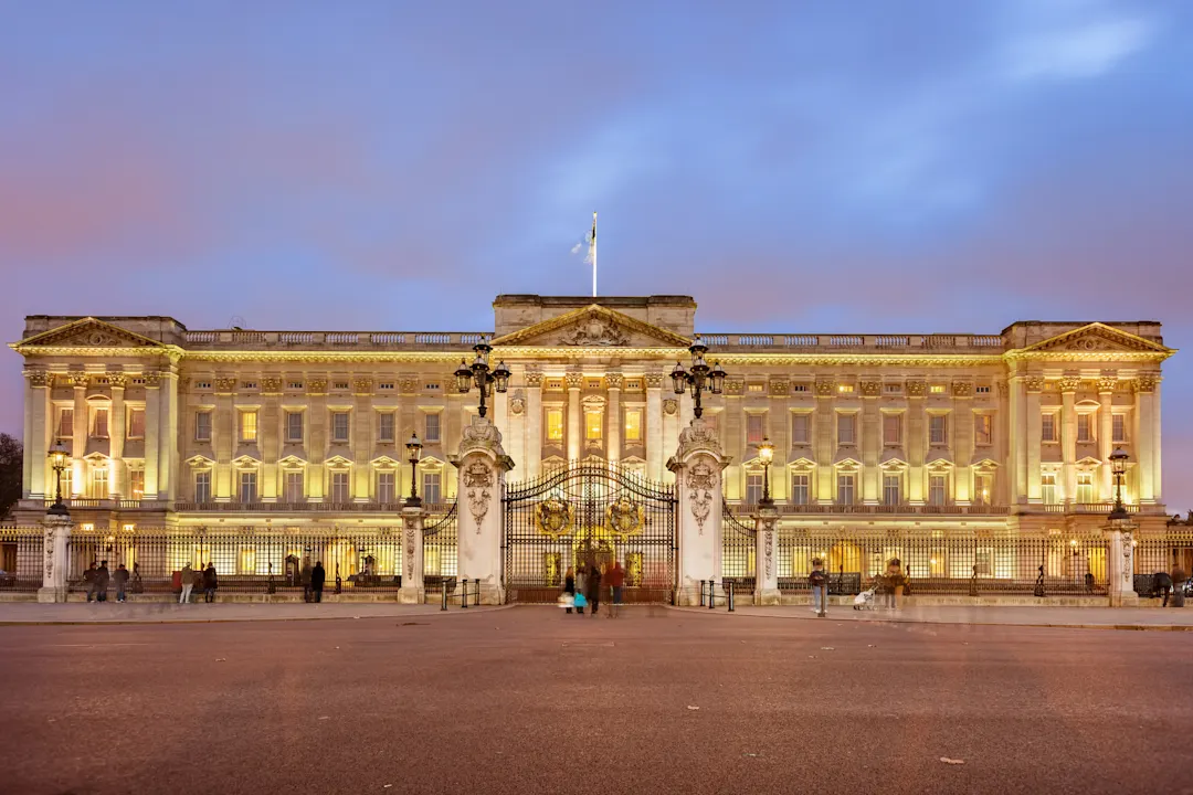 Buckingham Palace Buckingham Palace in London, England - ein Muss bei Ihrem London Urlaub