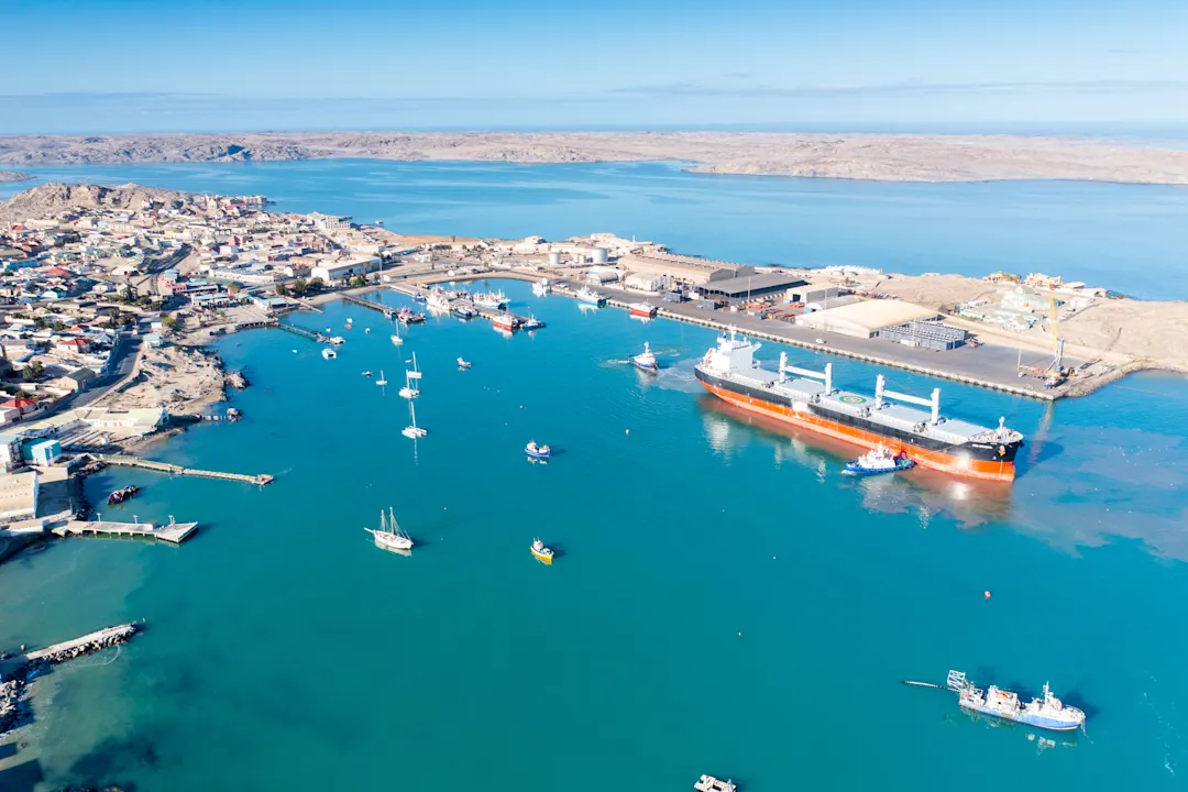 Afrika Namibia Lüderitz Robert Harbour Flanieren Sie entlang des Robert Harbours in Lüderitz in Namibia