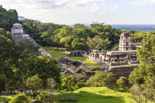 Blick auf die Ruinen von Palenque