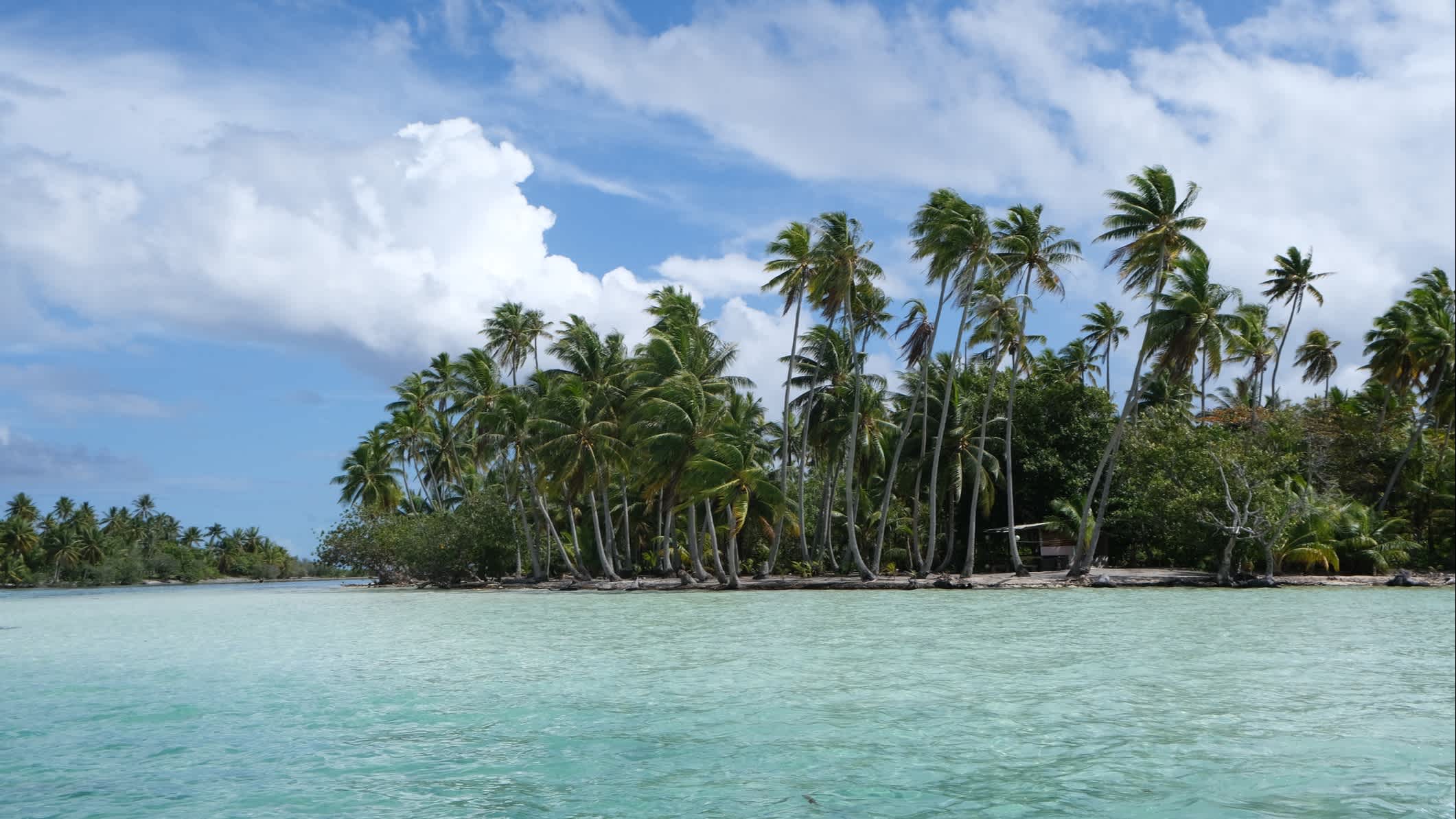 Aufnahme einer Bucht auf Huahine, Französisch Polynesien