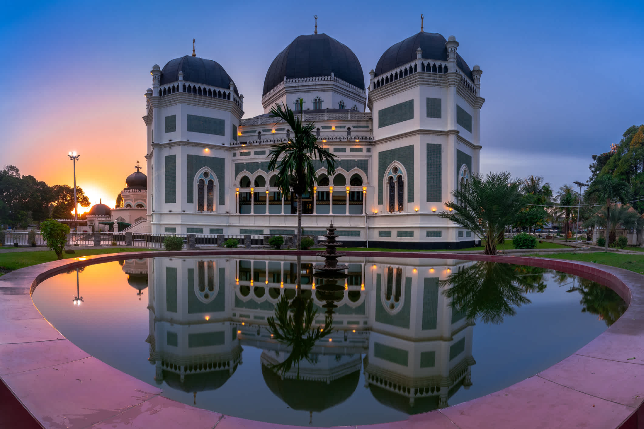 Photo de la plus grande mosquée de Medan