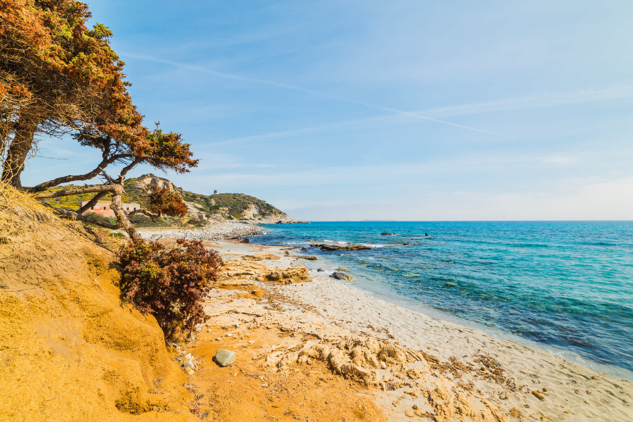 Wilder Sandstrand in Capo Carbonara, Sardinien.