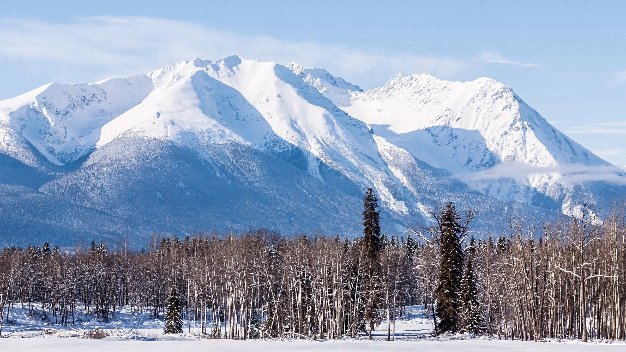 Blick auf den Hudson Bay Mountain außerhalb von Smithers.