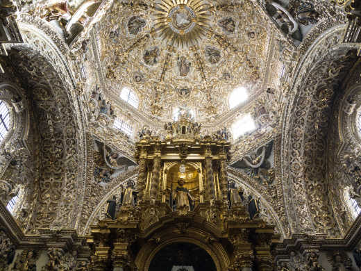 Bild der Rosenkranzkapelle in der Templo Santo Domingo