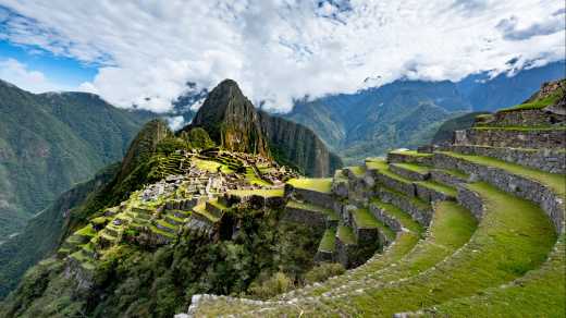 Blick auf die Ruinen der Inkastadt Machu Picchu in Peru.