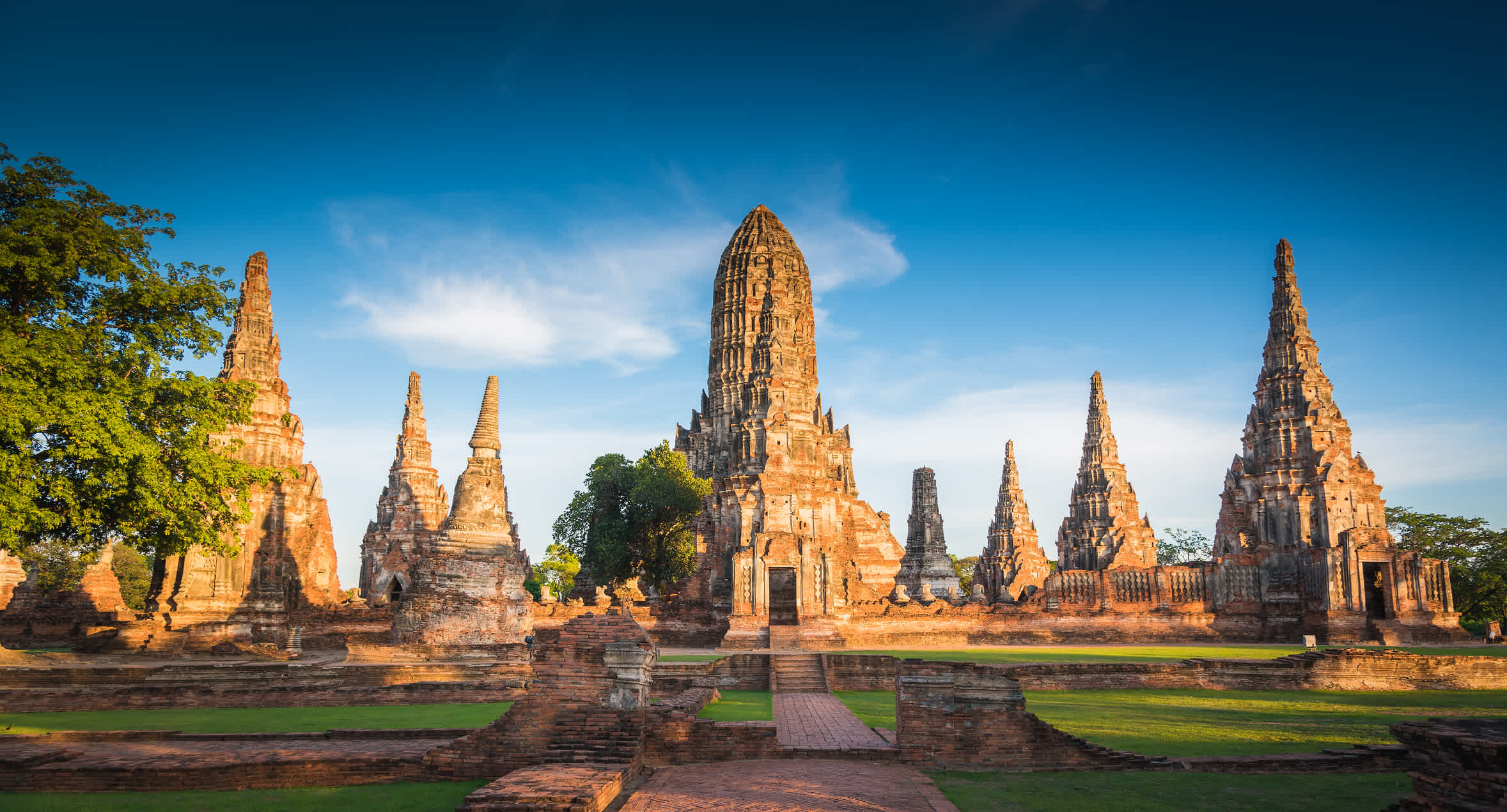 Vue sur les temples du Parc historique d'Ayutthaya, en Thailande