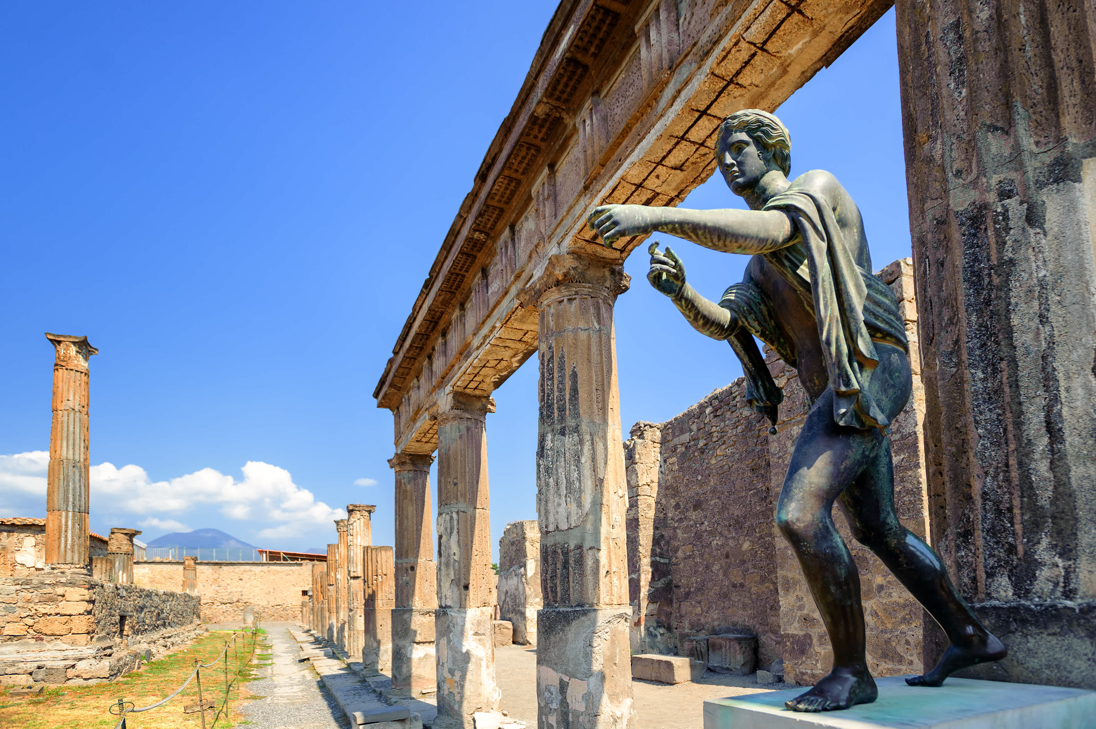 Visitez les incroyables ruines de Pompéi pendant vos vacances en Italie.