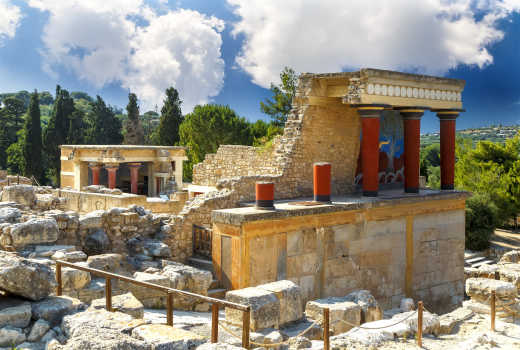 on Knossos auf Kreta. Palast von Knossos Ruinen. Heraklion, Kreta, Griechenland. Detail der antiken Ruinen des berühmten minoischen Palast von Knossos.