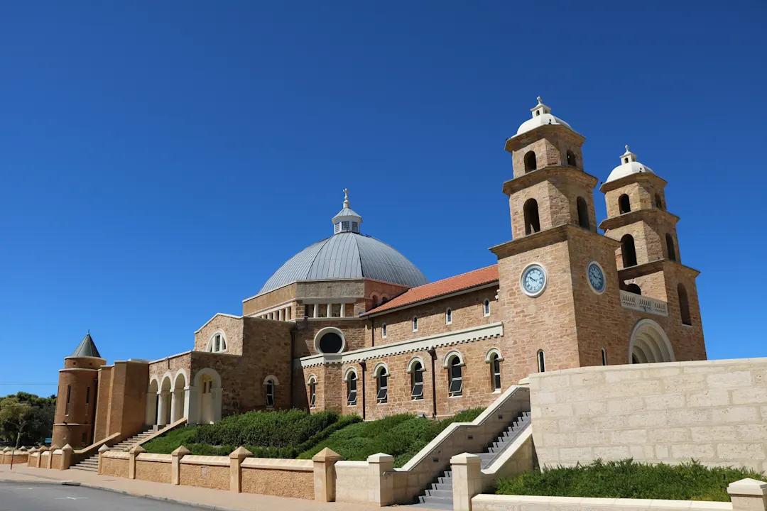 Treppe zur St Francis Xavier Cathedral in Geraldton, Westaustralien
