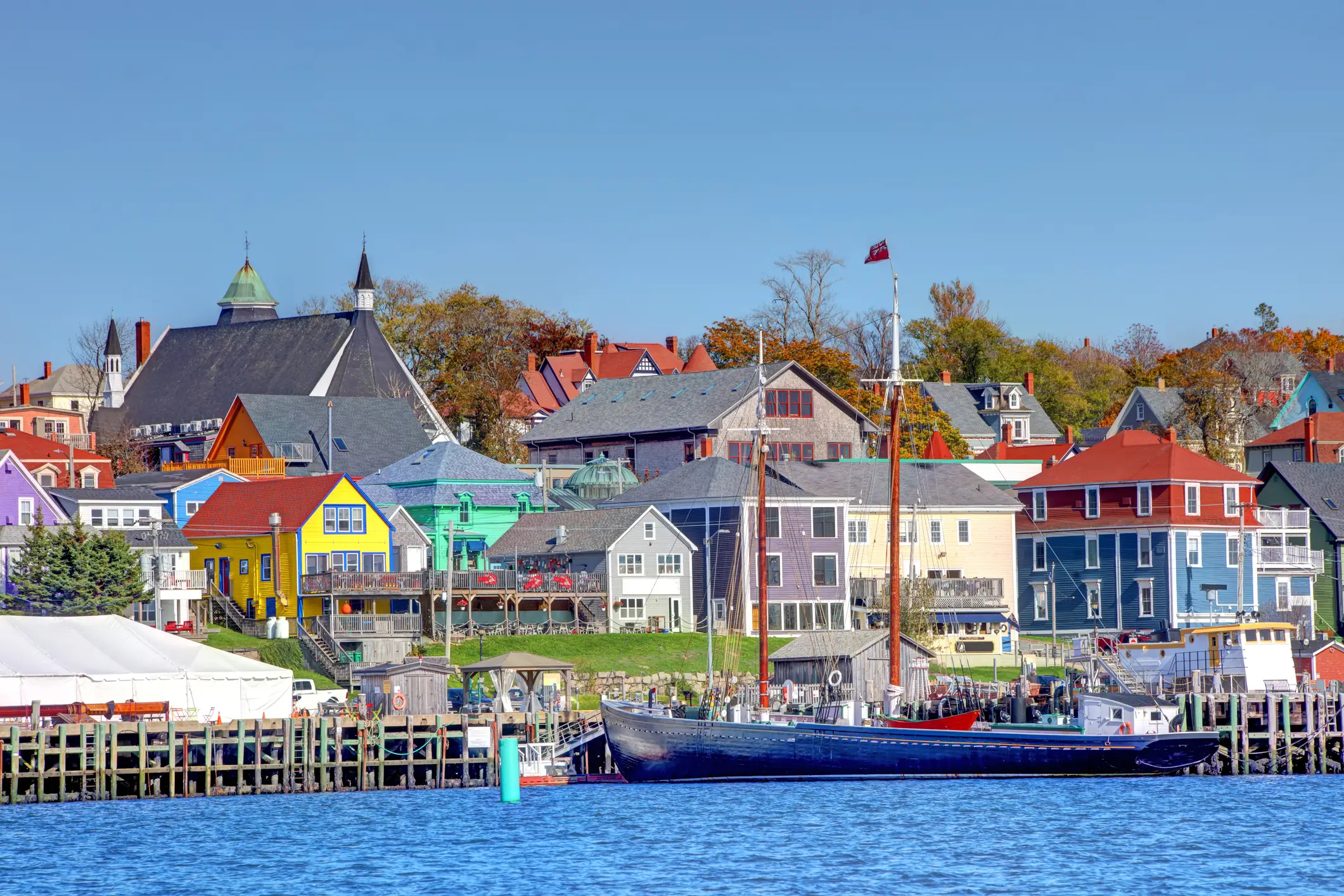 Der Hafen bei Lunenburg bei Nova Scotia in Kanada.