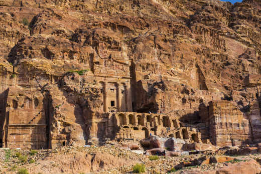 Königswand - mit Grabstätten versehene Wand in Petra - zu erleben bei einer Petra Reise