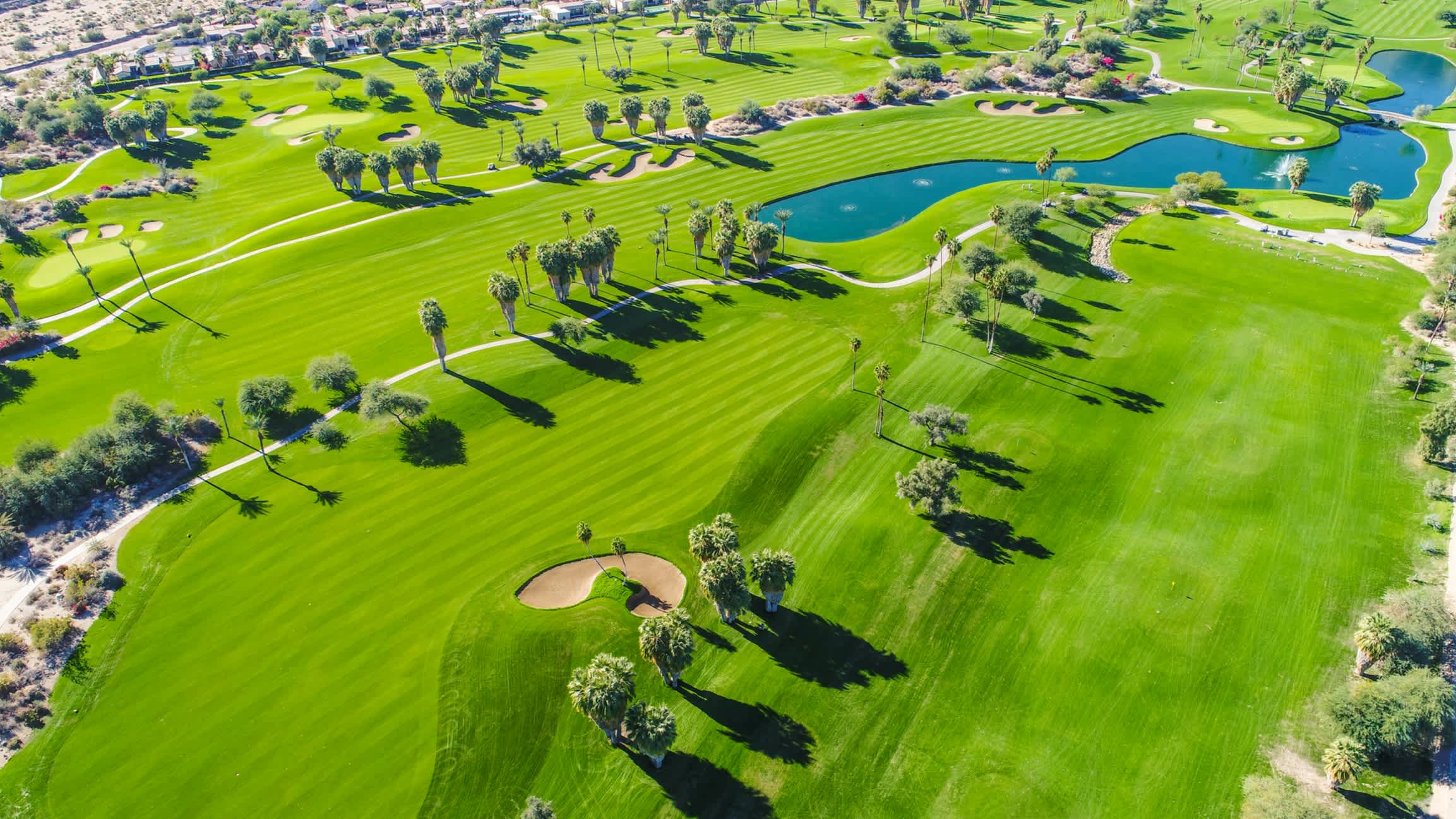 Golfplatz Drohnenaufnahme
