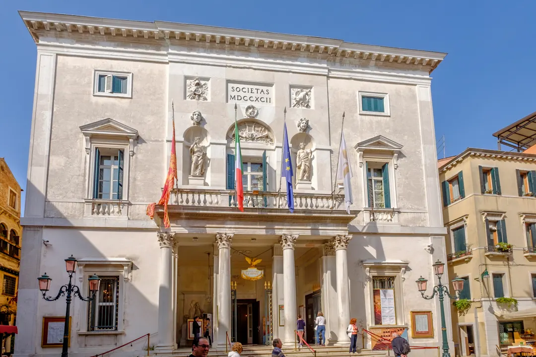 Teatro la Fenice Teatro la Fenice - ein kulturelles Highlight bei Ihrem Venedig Urlaub.