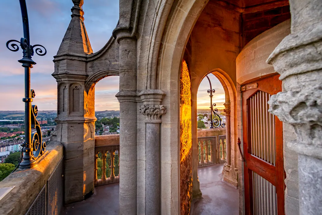 England, Bristol Sonnenuntergang auf dem Cabot Tower, Bristol, England.