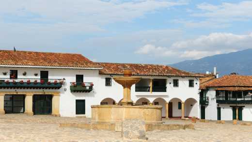 Häuser in kolonialer Architektur in Villa de Leyva Kolumbien