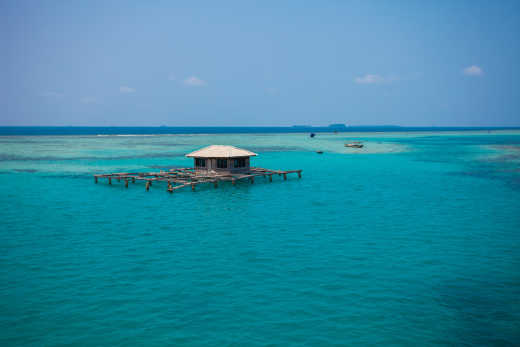 Fischzucht in Thousand Islands, Jakarta, Indonesien.  