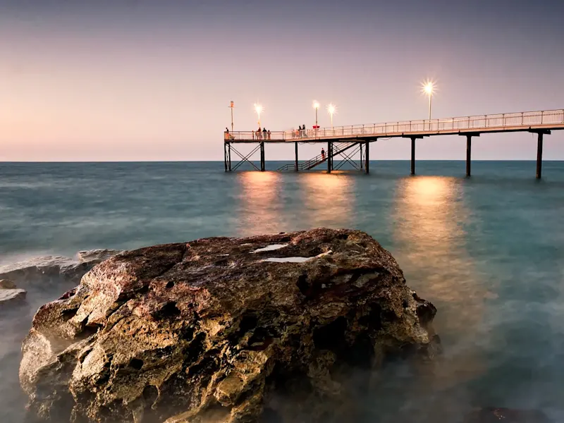 Australien, Northern Territory, Darwin Nachtstimmung am Nightcliff Jetty, Darwin, Northern Territory, Australien.