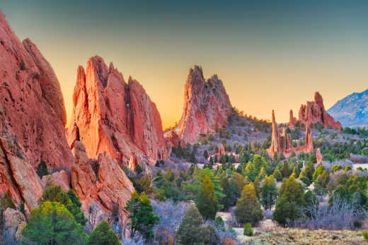 Admirez les formations rocheuses du Garden of the Gods ou Jardin des Dieux de Colorado Springs (ouest américain), pendant votre road trip dans le Colorado.