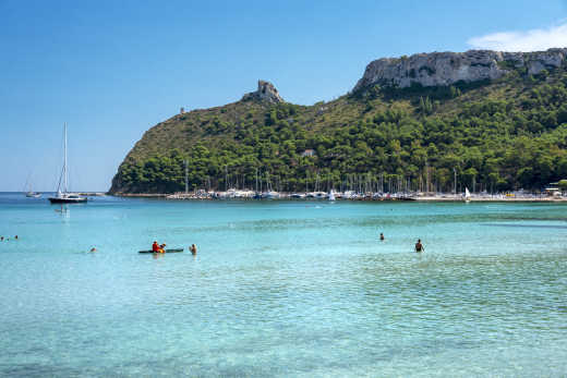 Türkisblaues Meer an der Sella del Diavolo