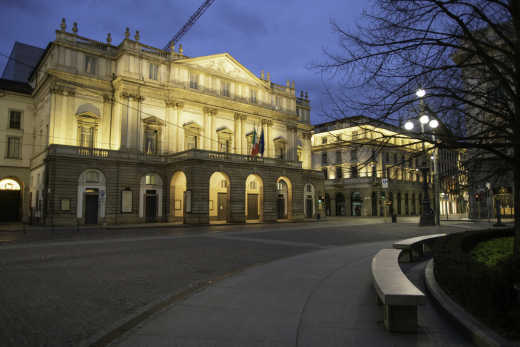 Lieux culturel légendaire, assistez à un opéra à La Scala pendant votre voyage à Milan.