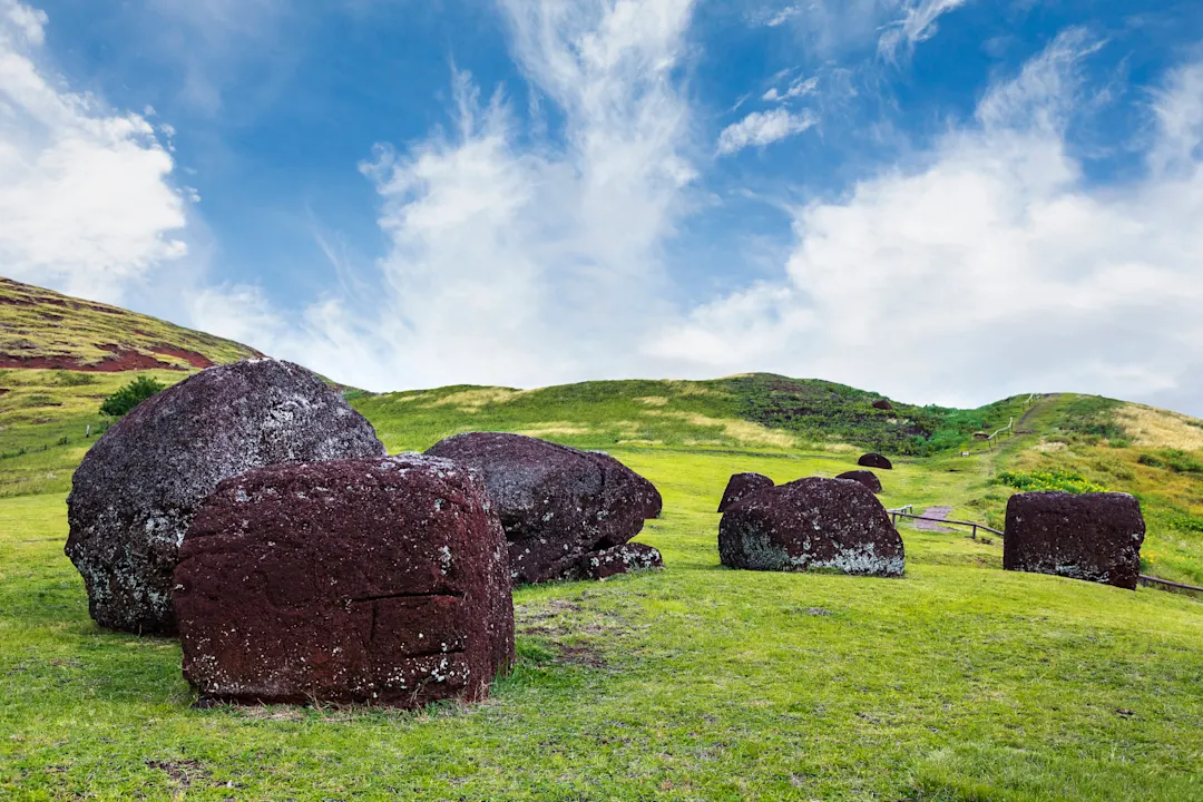 Blick auf den Vulkanschlackensteinbruch Puna Pau auf der Insel Rapa Nui