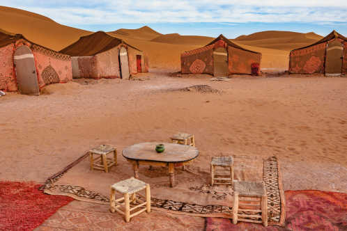 Das orientalische Wüstencamp bei Mhamid, Zagora, wie in 1001 Nacht.